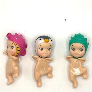 Set of 3 New Unbranded Hipper Mini Figures, Penguin, Shell, Seahorse Costumes